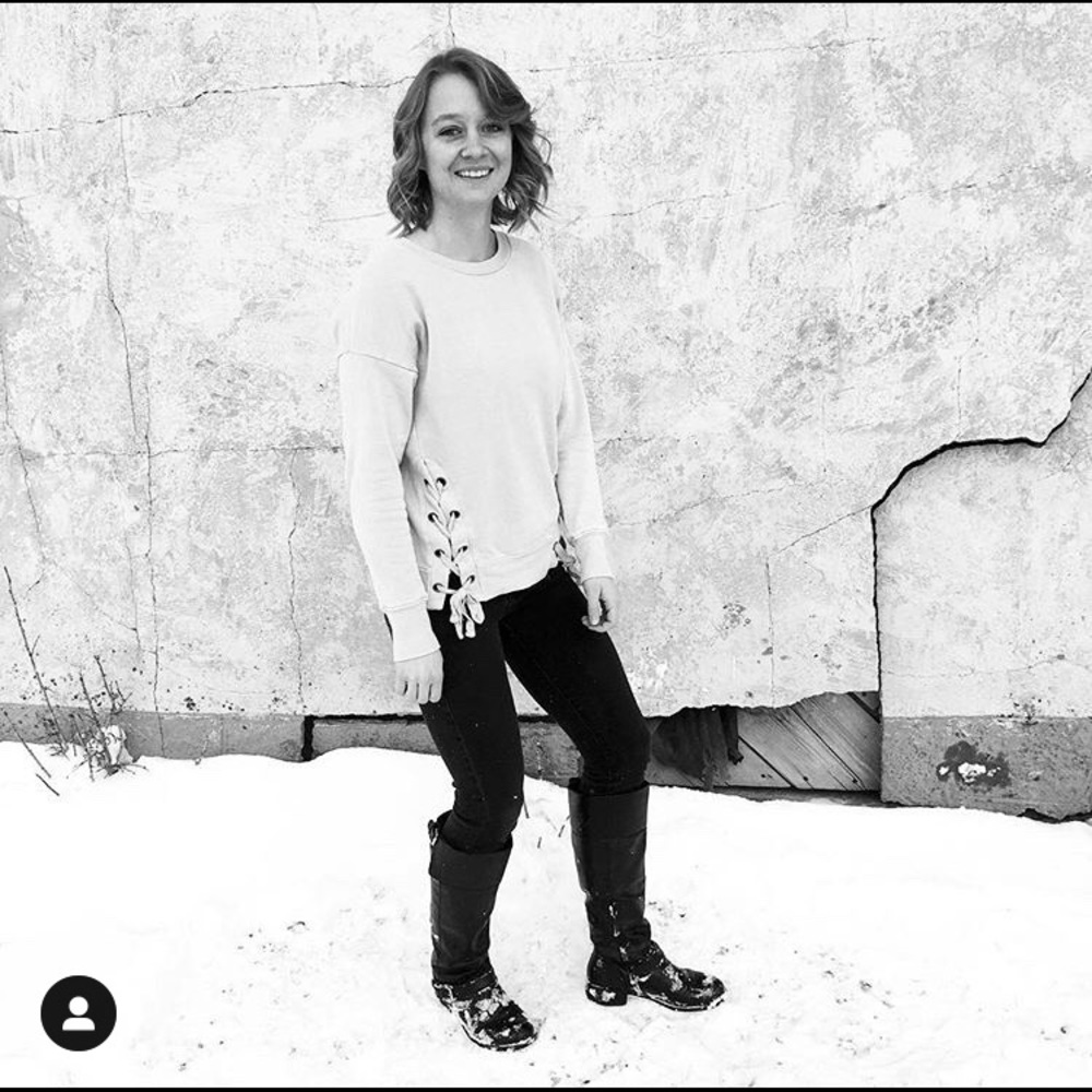 Meet your Posher, Dakota